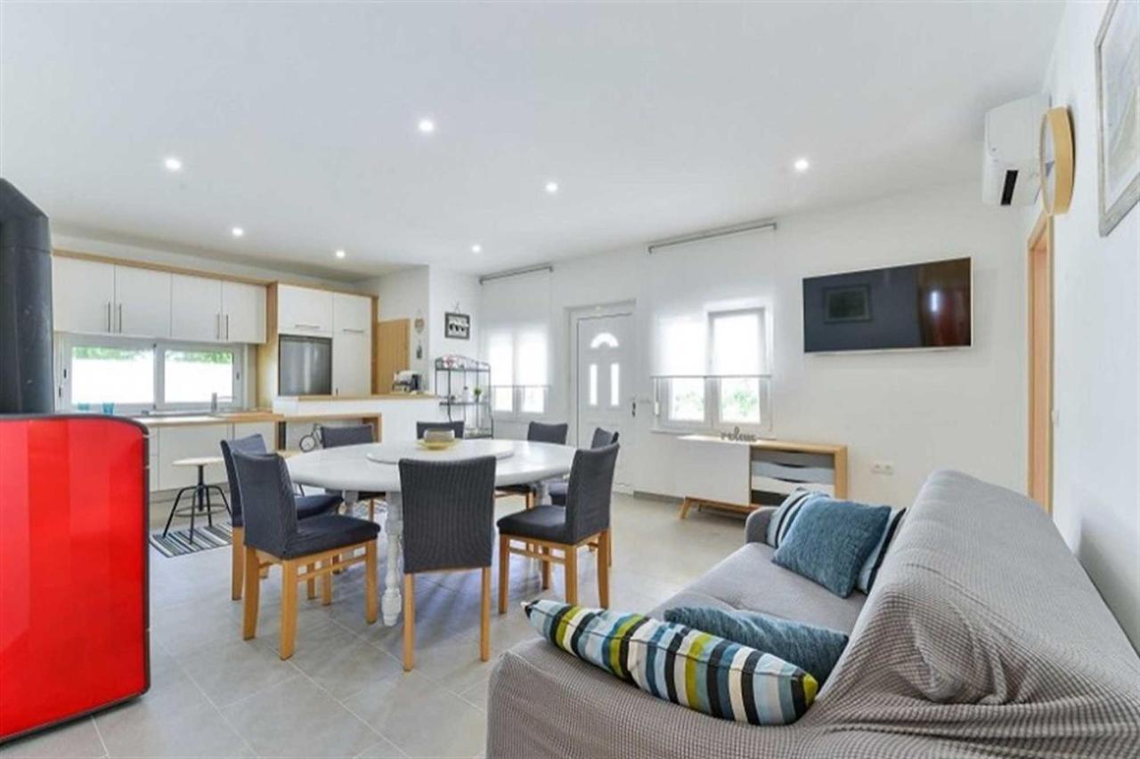 Apartment House Inga Вир Экстерьер фото